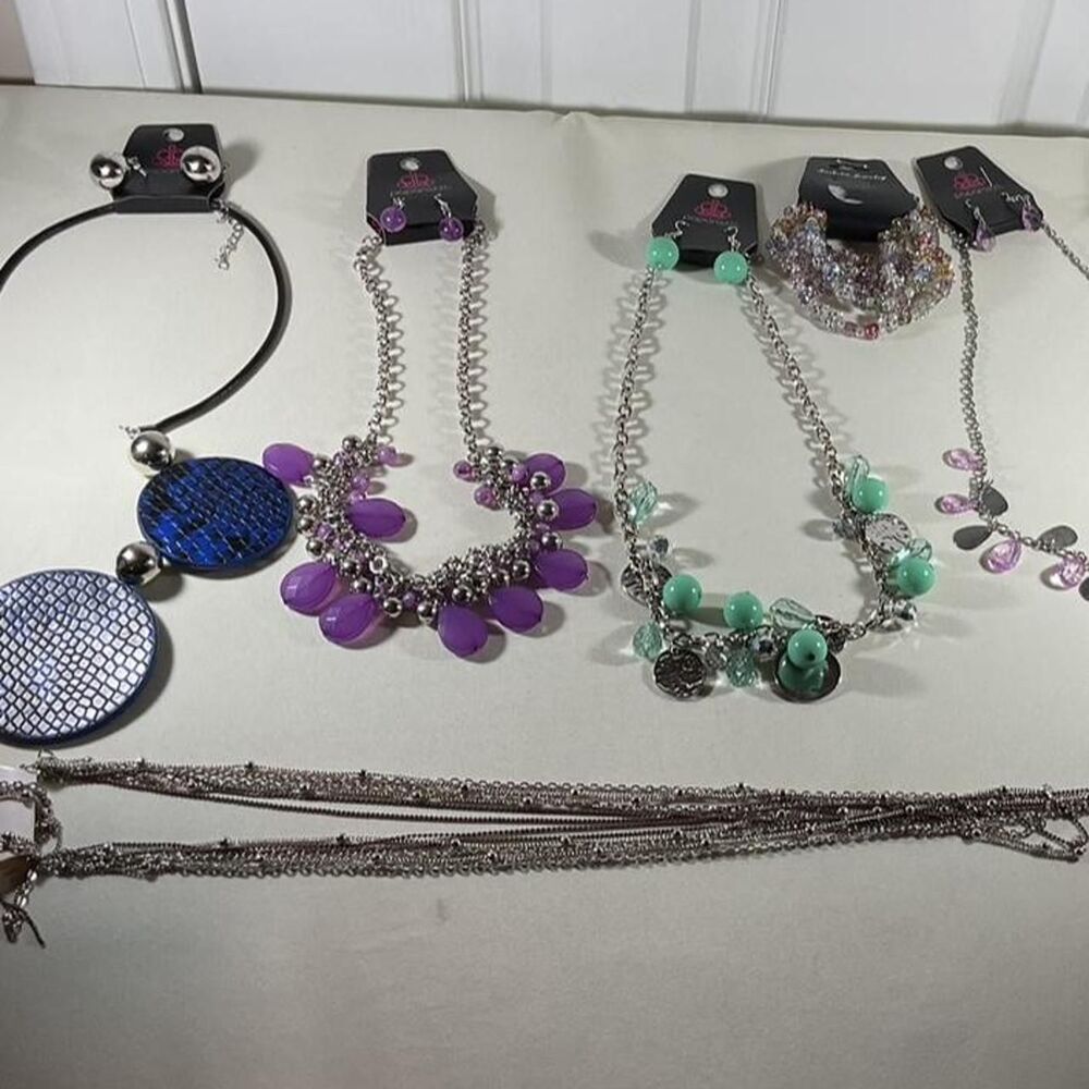 Paparazzi-fashion Women's multi Jewellery